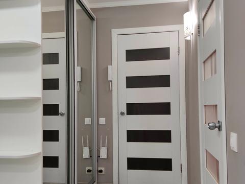 квартира за адресою Героїв полку "Азов" вул. (Маршала Малиновського), 28-Б