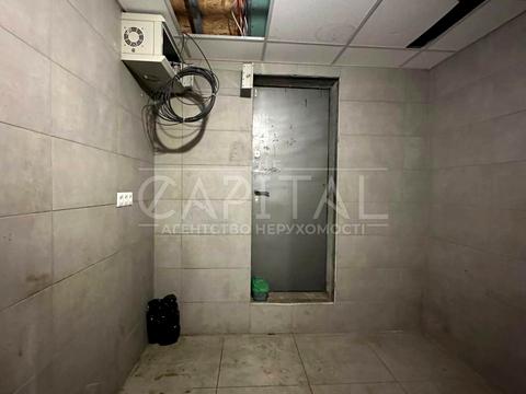 комерційна за адресою Старовокзальна вул., 13