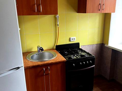 квартира за адресою Тенісна вул., 12