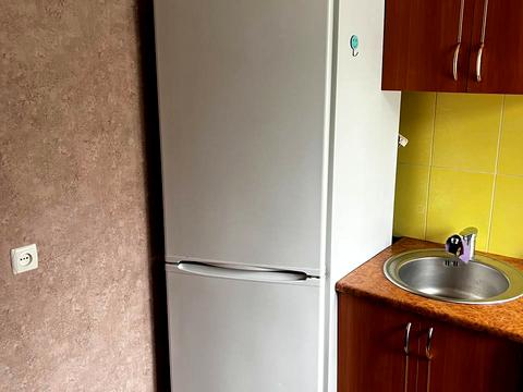 квартира за адресою Тенісна вул., 12