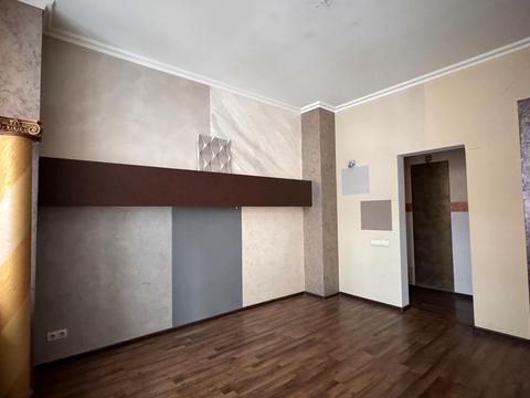 комерційна за адресою Київ, Межигірська вул., 32-А