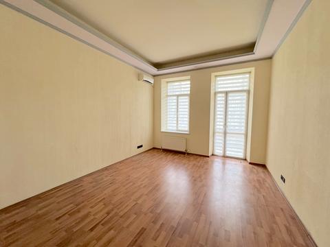 комерційна за адресою Одеса, Ніни Строкатої вул. (Буніна), 17