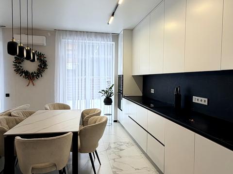 будинок за адресою Дніпровська, 27/4