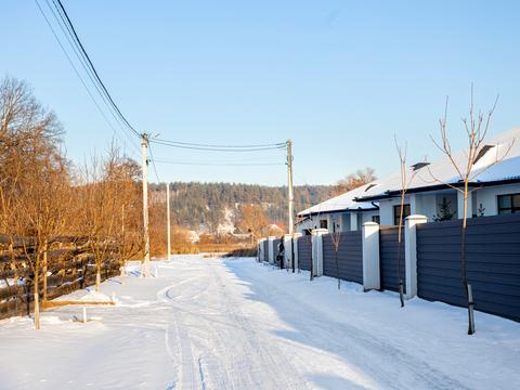 будинок за адресою Ялтинська вул., 1