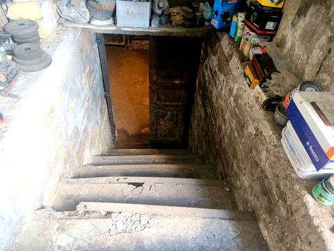 дом по адресу Садова