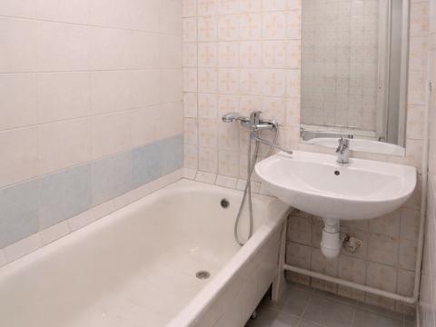 квартира за адресою Героїв полку "Азов" вул. (Маршала Малиновського), 3