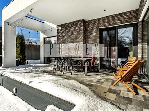 будинок за адресою 133-тя Садова вул.