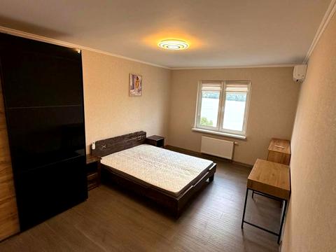 квартира за адресою Ревуцького вул., 54