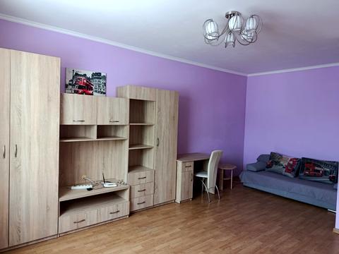 квартира за адресою Василя Симоненка вул., 4