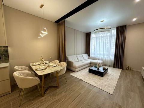 квартира за адресою Річкова вул., 4