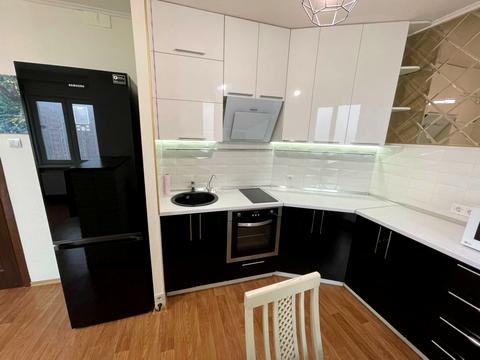 квартира за адресою Юлії Здановської вул. (Ломоносова), 81-Б