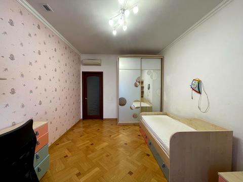 квартира по адресу Левка Лукʼяненка ул. (Василия Жуковского), 21-А