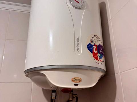 коммерческая по адресу  пер., 6а