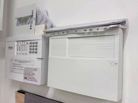 коммерческая по адресу  пер., 6а