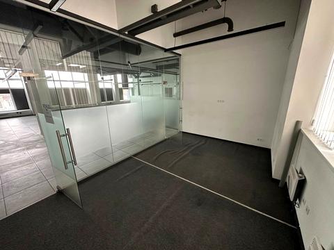 комерційна за адресою Барикадна вул., 7