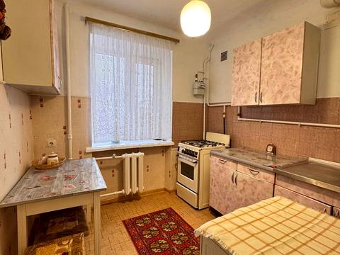 квартира за адресою Кам'янецька вул., 84