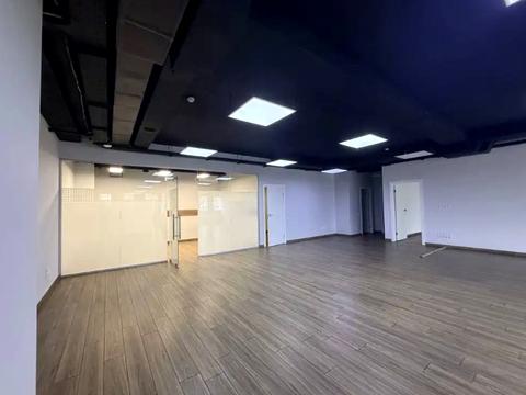 комерційна за адресою Павла Нірінберга вул. (Баумана), 10-А