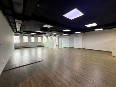 комерційна за адресою Павла Нірінберга вул. (Баумана), 10-А