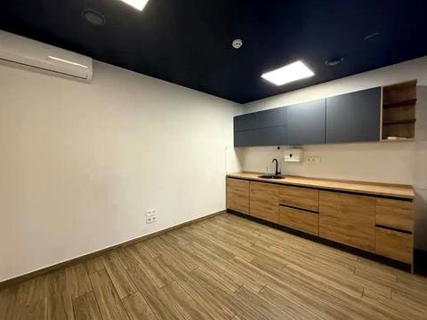 комерційна за адресою Павла Нірінберга вул. (Баумана), 10-А