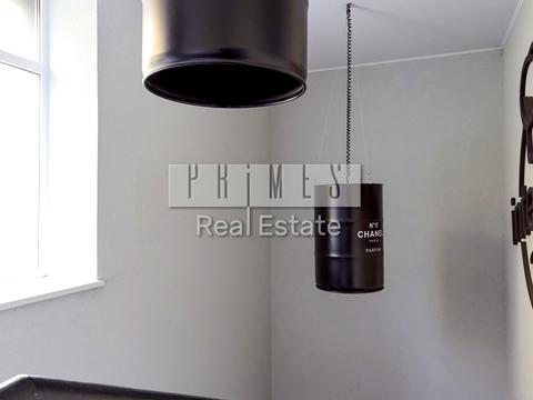 комерційна за адресою Шкільна вул. (Юрія Гагаріна), 3