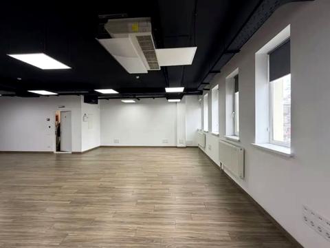 комерційна за адресою Павла Нірінберга вул. (Баумана), 10-А