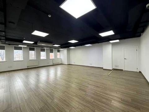 комерційна за адресою Павла Нірінберга вул. (Баумана), 10-А