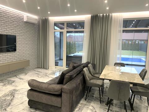 будинок за адресою Освіти