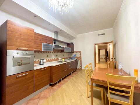 квартира за адресою Лесі Українки бульв., 7-Б