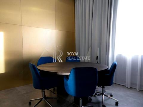 комерційна за адресою Київ, Богдана Хмельницького вул., 32