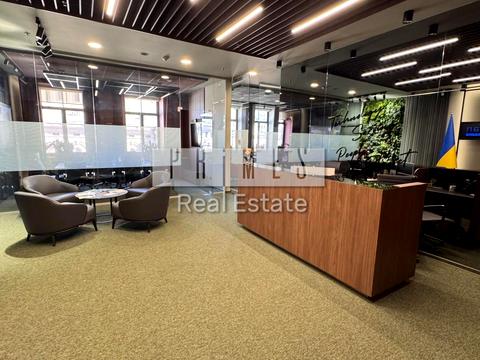 комерційна за адресою Київ, Богдана Хмельницького вул., 24