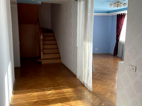 квартира за адресою Автозаводська вул., 99/4