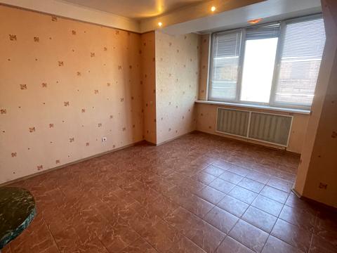 квартира за адресою Автозаводська вул., 99/4