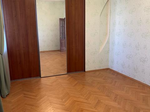 квартира за адресою Автозаводська вул., 99/4