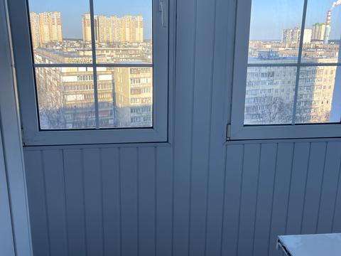 квартира за адресою Автозаводська вул., 99/4