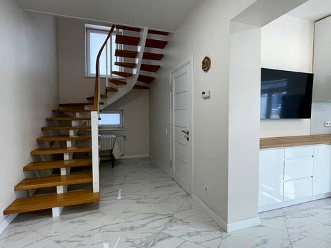 будинок за адресою Незалежності України вул.