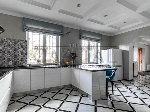 будинок за адресою Лесі Українки вул.