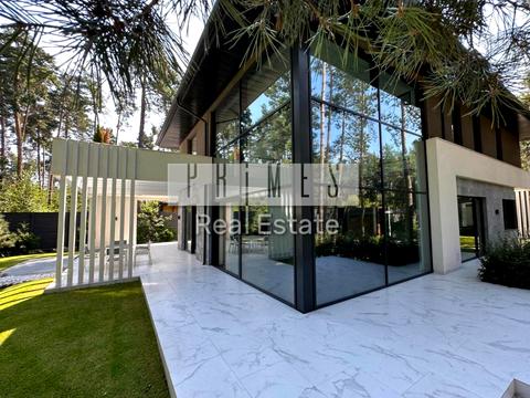 дом по адресу Київська ул.