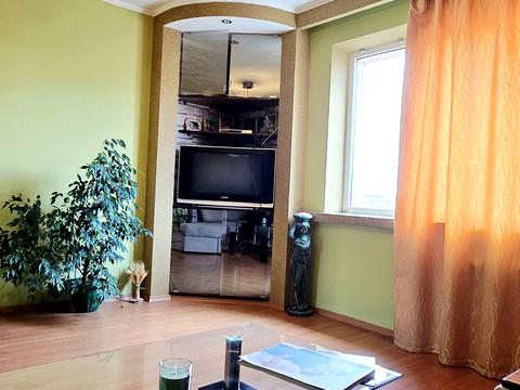 квартира за адресою Олександра Довженка вул., 3