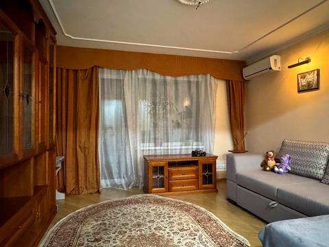 квартира за адресою Марії Лисиченко вул. (Героїв Громадянської Війни), 15