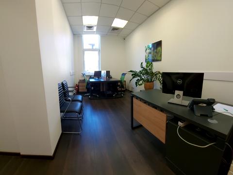 коммерческая по адресу провулок Рильський, 6