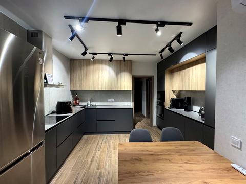 квартира за адресою Молодіжна