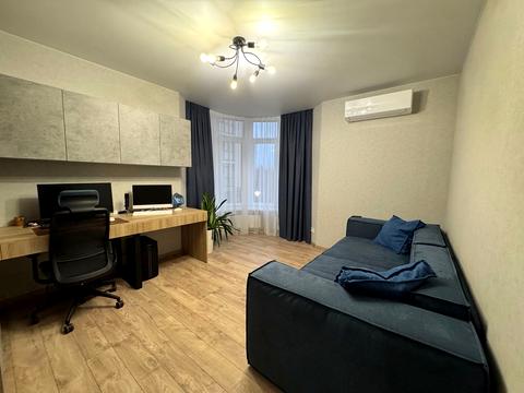 квартира за адресою Молодіжна