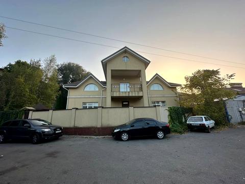 будинок за адресою Миколаївська вул., 11