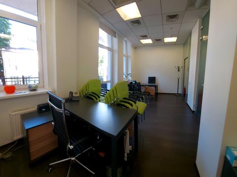 коммерческая по адресу провулок Рильський, 6