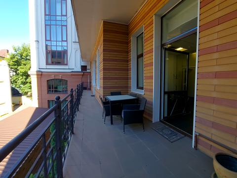 коммерческая по адресу провулок Рильський, 6