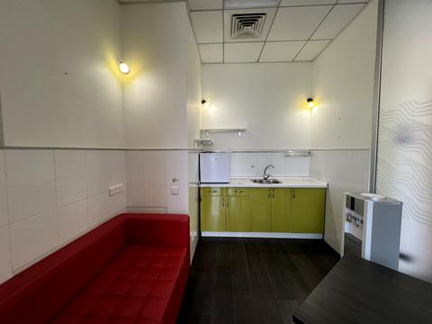 коммерческая по адресу провулок Рильський, 6