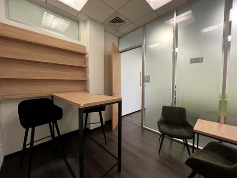 коммерческая по адресу провулок Рильський, 6