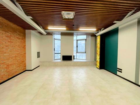 коммерческая по адресу Болсуновская ул. (Сергея Струтинского), 4