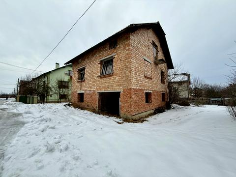 будинок за адресою Романа Шухевича вул., 30