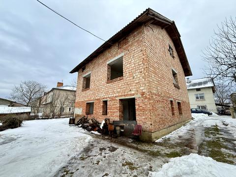 будинок за адресою Романа Шухевича вул., 30